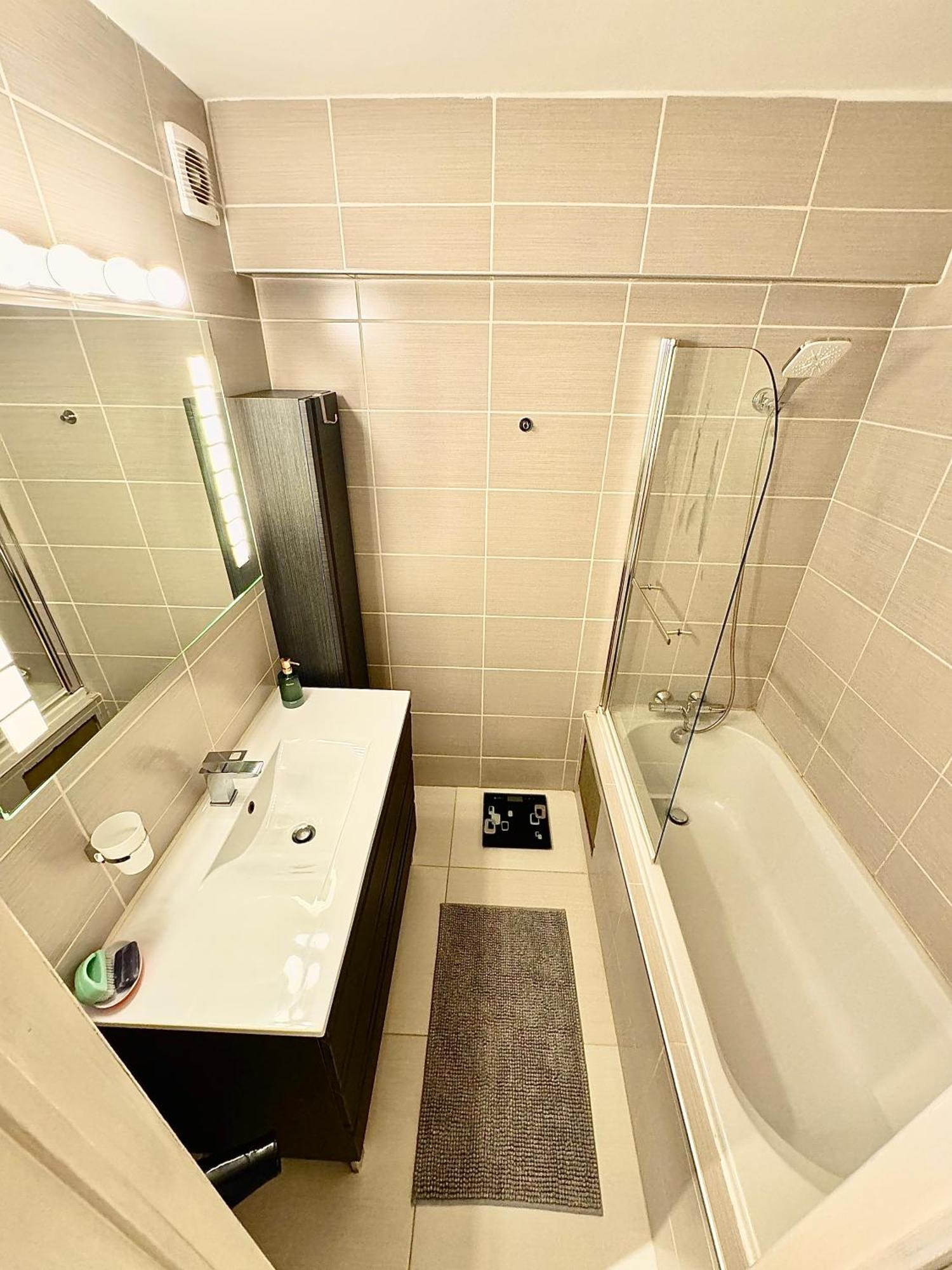 Hearth Of Brussels Gateway Apartment Bagian luar foto